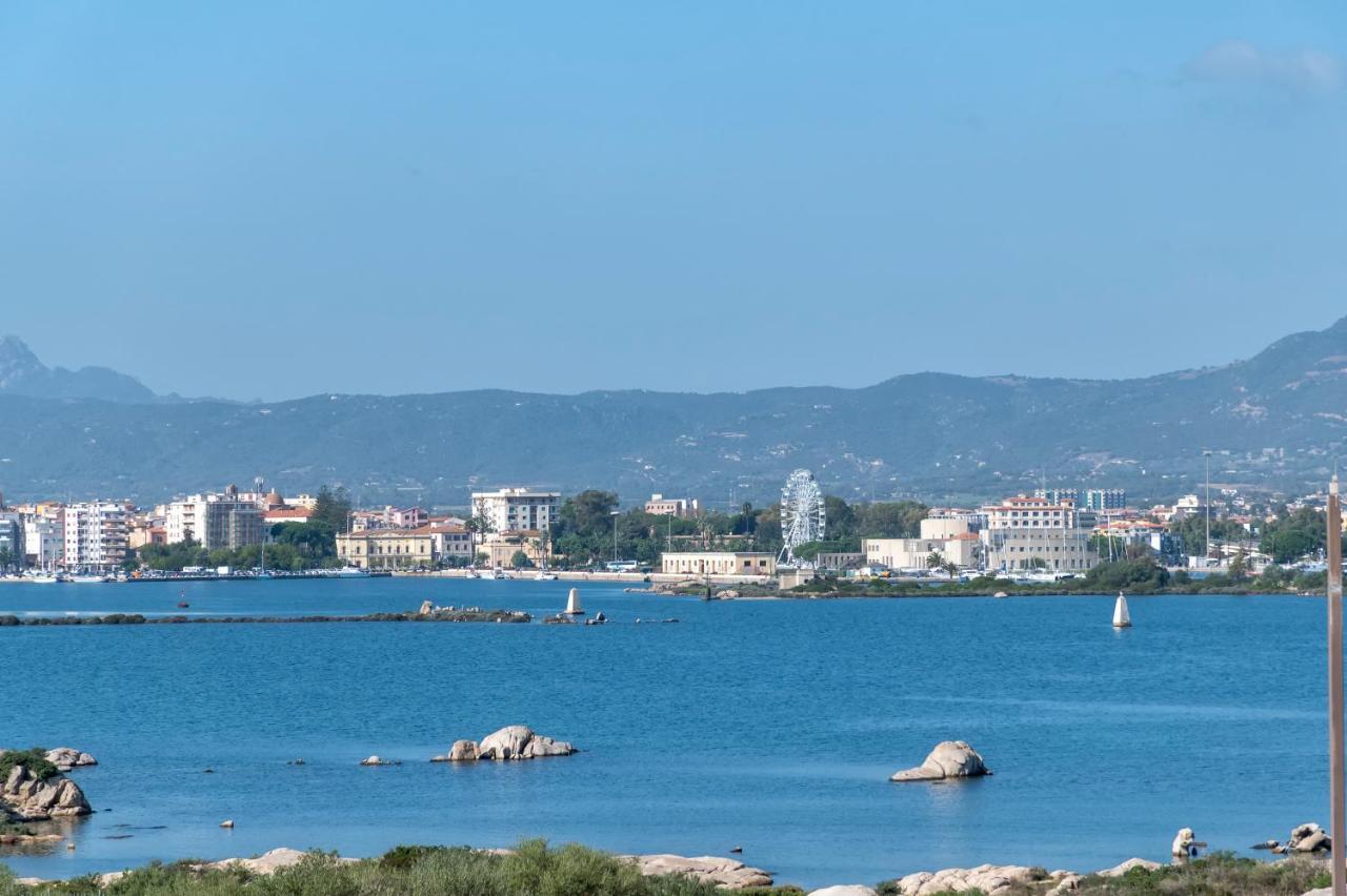 Top Floor Gulf View Apartment Olbia Eksteriør bilde